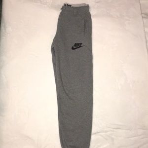 NIKE sweatpants size M